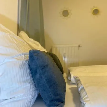 Lux Near Frankfurt! مورفلدن فالدورف