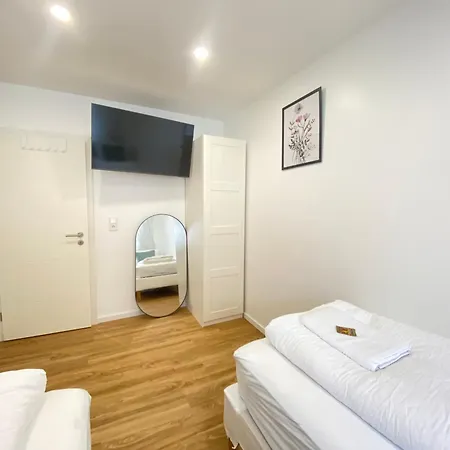 Lux Near Frankfurt! *