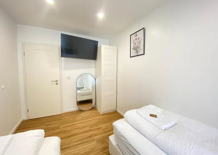 Lux Near Frankfurt! *